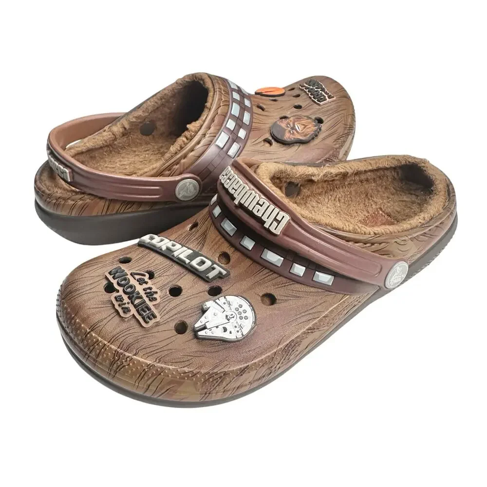 Crocs | Youth | Star Wars Chewbacca Classic Espresso Lined Comfort Clogs | Sz 4